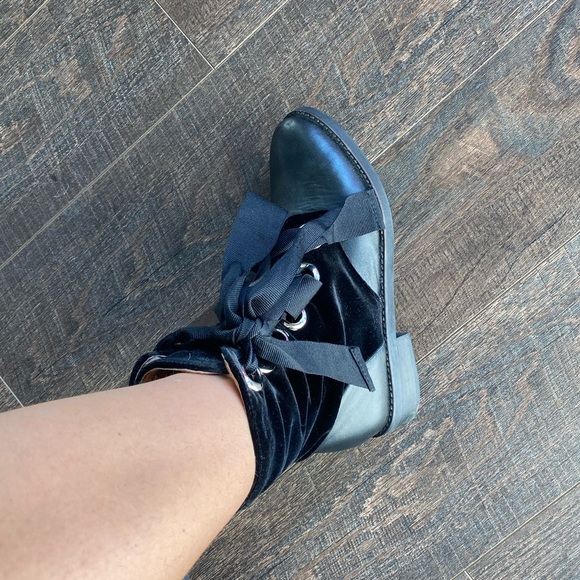 Jeffrey Campbell Velvet Boots - Picture 4 of 6